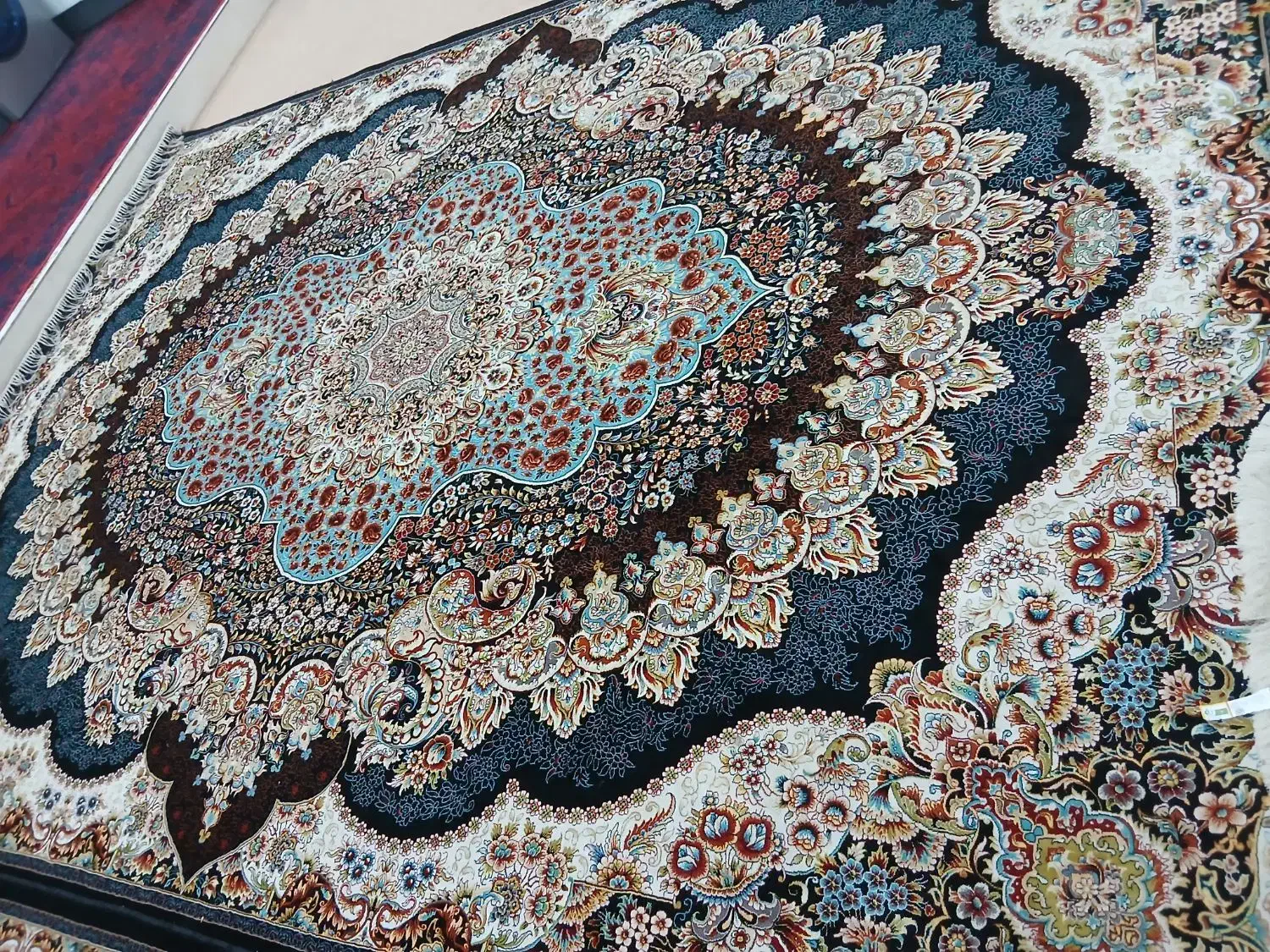 فرش هفتصد شانه|فرش|ایرانشهر, |دیوار