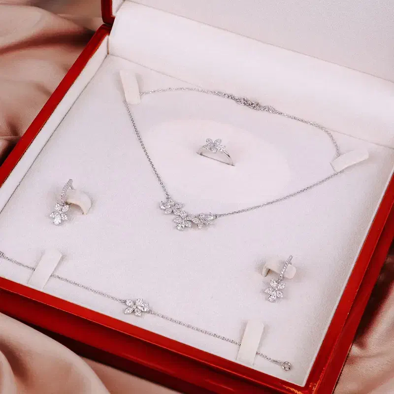 سرویس نقره زنانه جی تی ای مدل فلاور با قیمت مناسب|جواهرات|شیراز, گلستان|دیوار