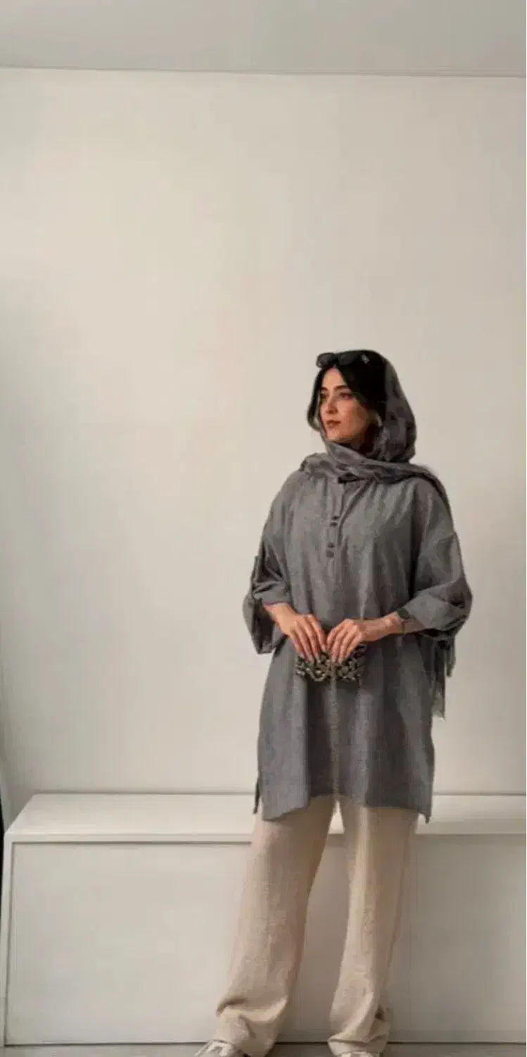 چند عدد مانتو شیک هر کدام ششصد تومان|لباس|کرمان, |دیوار