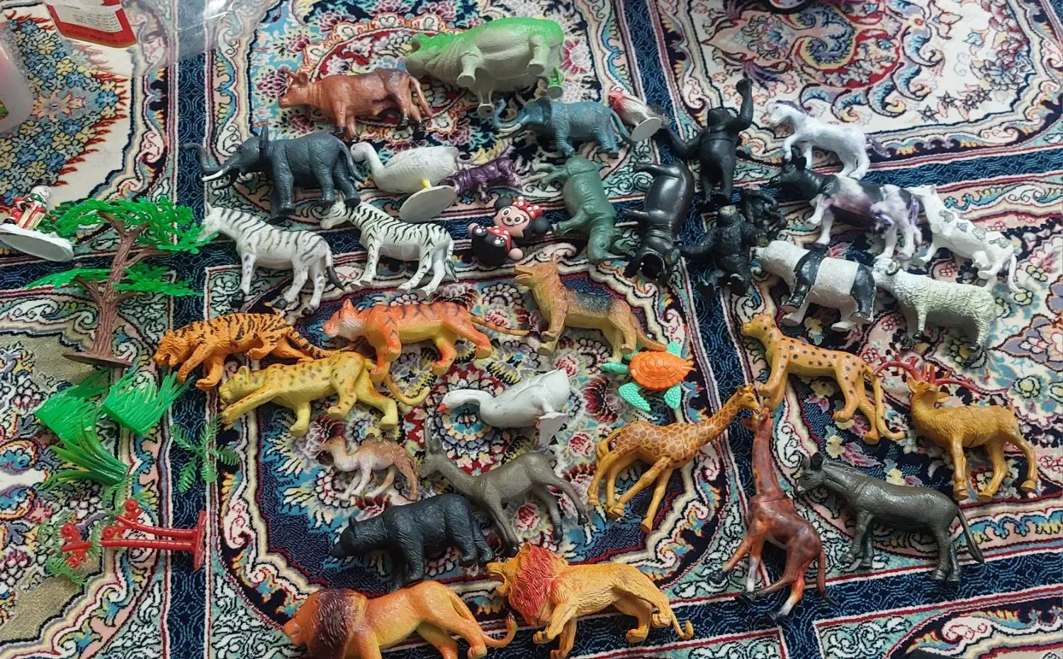 لگو اسباب بازی و حیوانات و ماشین فلزی|اسباببازی|برخوار, |دیوار