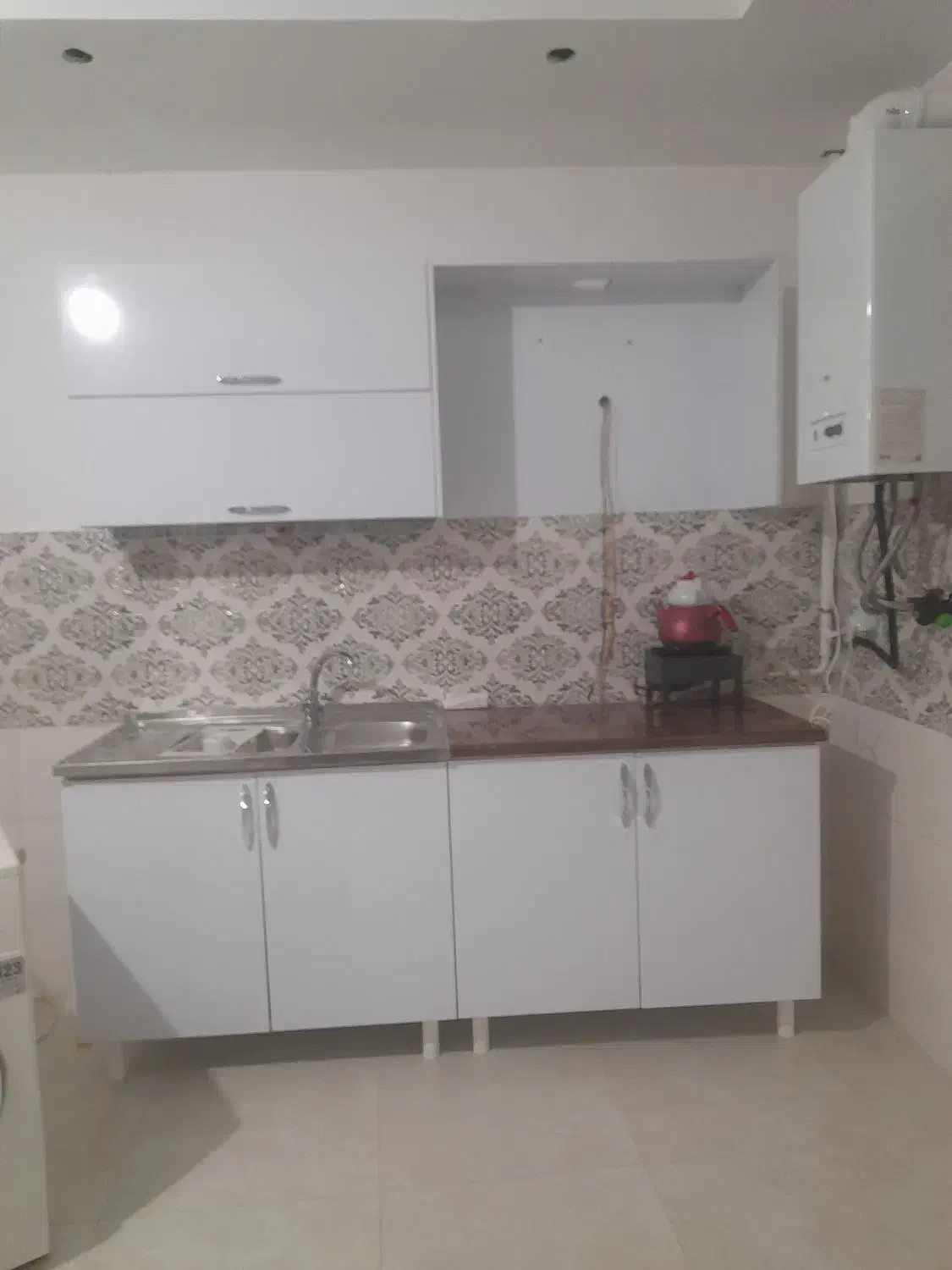 سه متر کابینت بالا وپایین همراه شیر آب و ظرفشویی|مصالح و تجهیزات ساختمان|سیاهکل, |دیوار