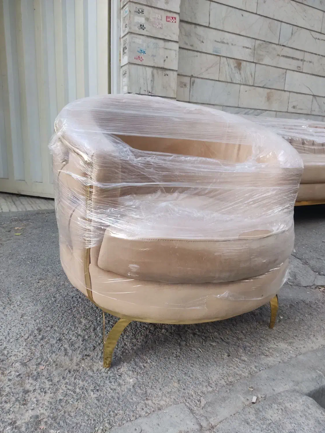 مبل چستر راحتی هشت نفره|مبلمان خانگی و میز عسلی|زاهدان, |دیوار