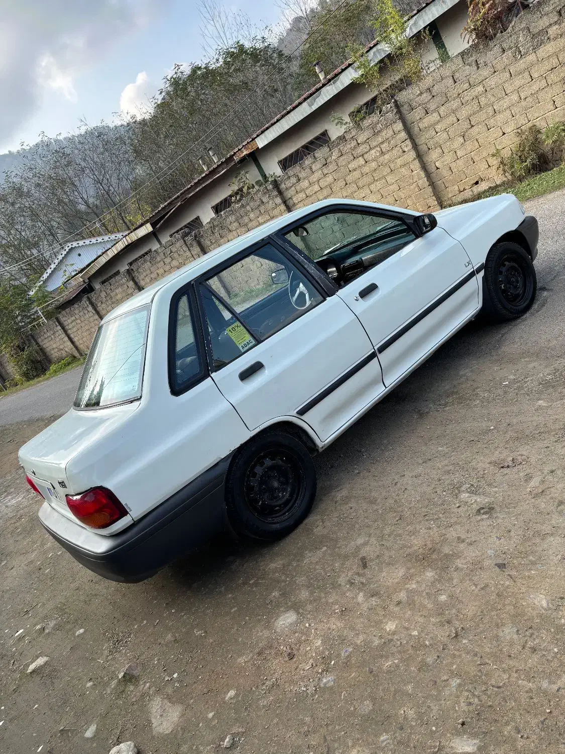 خودرو سواری|خودرو سواری و وانت|رشت, منظریه|دیوار