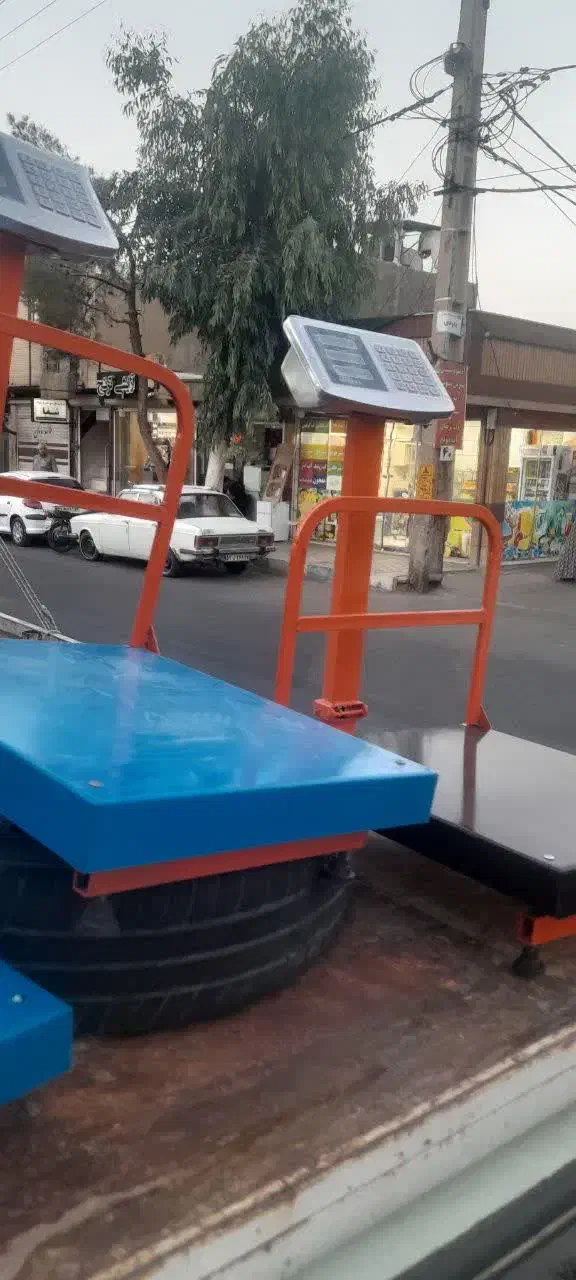 باسکول دیجیتال|فروشگاه و مغازه|کاشان, کارگر|دیوار