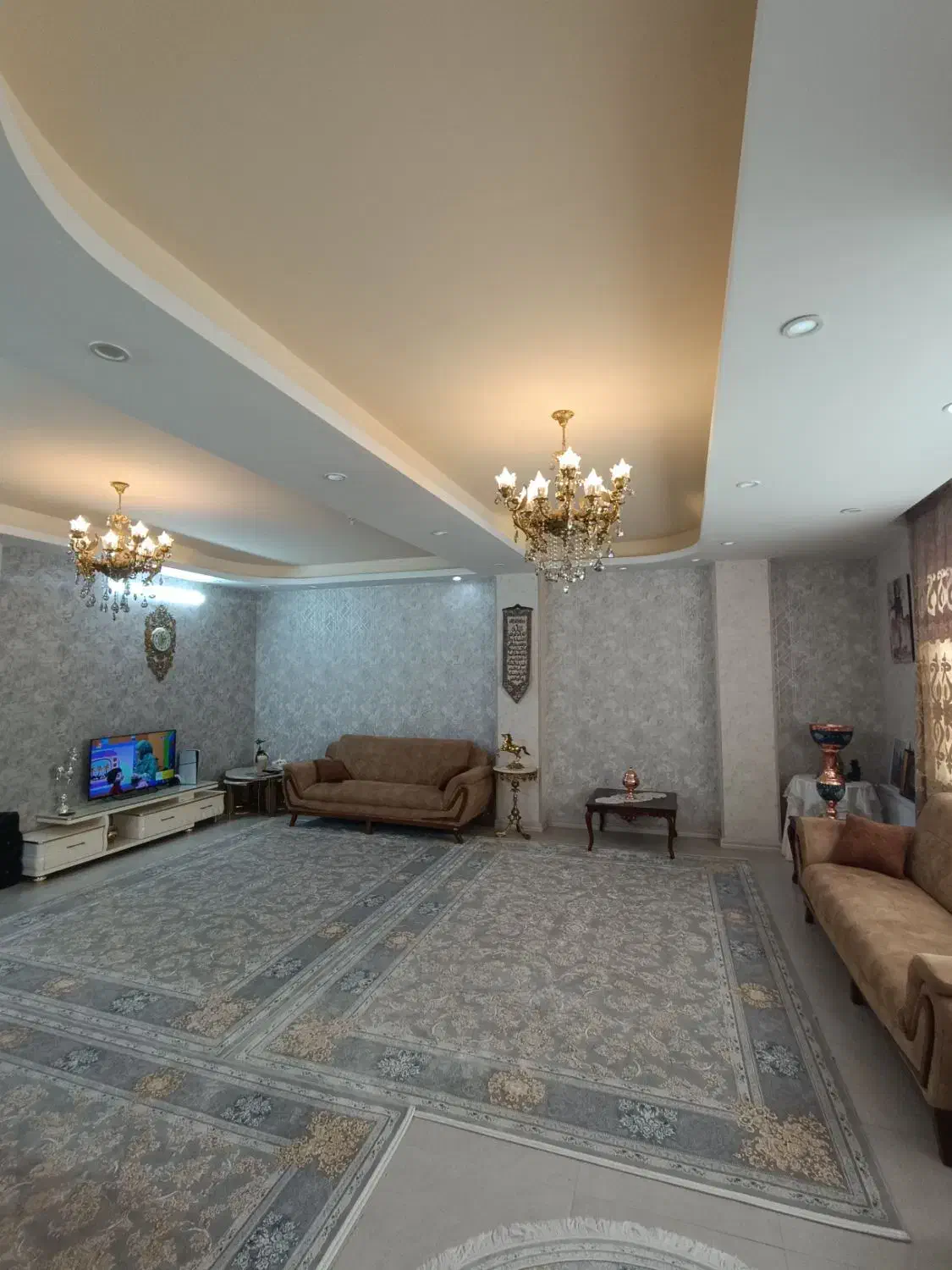 فروش آپارتمان ۱۲۱متر ۳خواب تک واحدی جانبازان کد805|فروش آپارتمان|قزوین, |دیوار