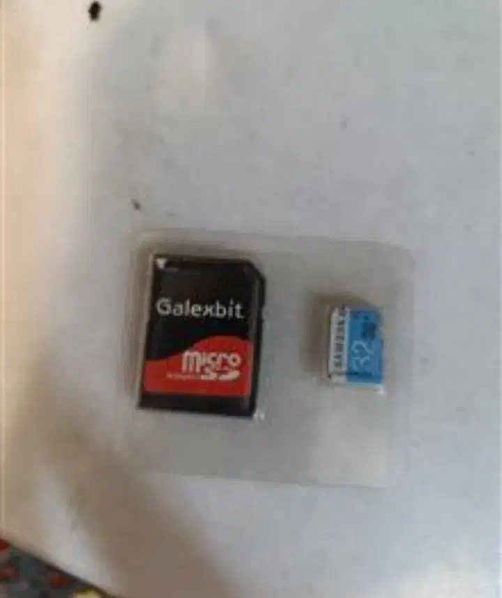 رم ۳۲ گیگ و ۸ گیگ|لوازم جانبی موبایل و تبلت|بروجرد, |دیوار