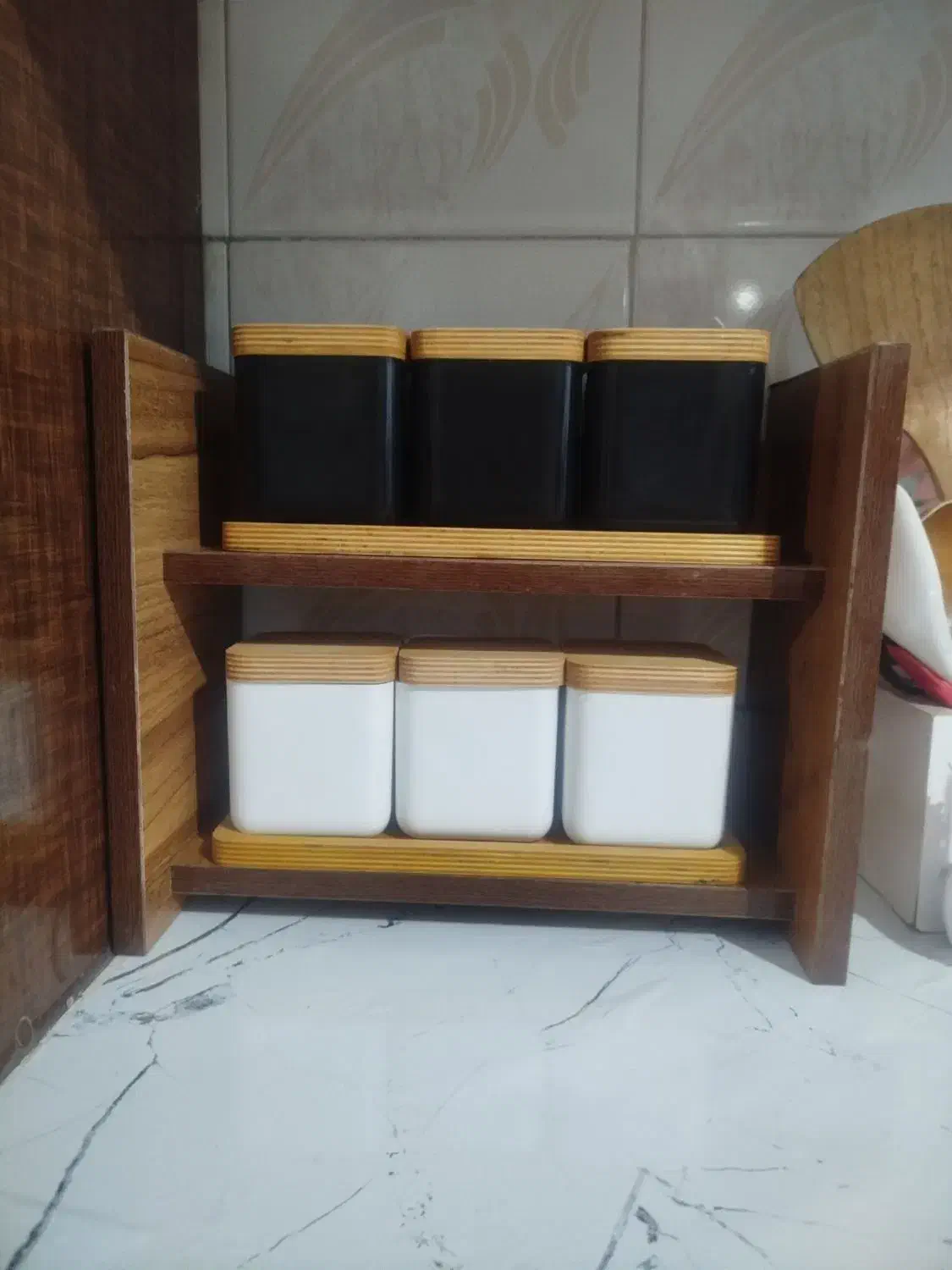 جاادویه ای با استند ام دی اف|ظروف سرو و پذیرایی|زاهدان, |دیوار