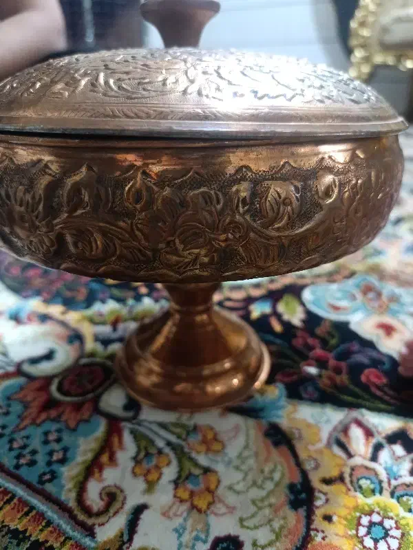 شکلات خوری مسی|کلکسیون اشیاء عتیقه|سبزوار, باهنر|دیوار