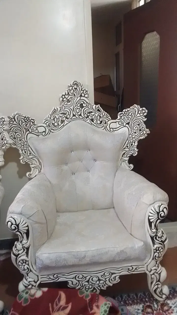 مبل راحتی تمیز|مبلمان خانگی و میز عسلی|خوی, |دیوار