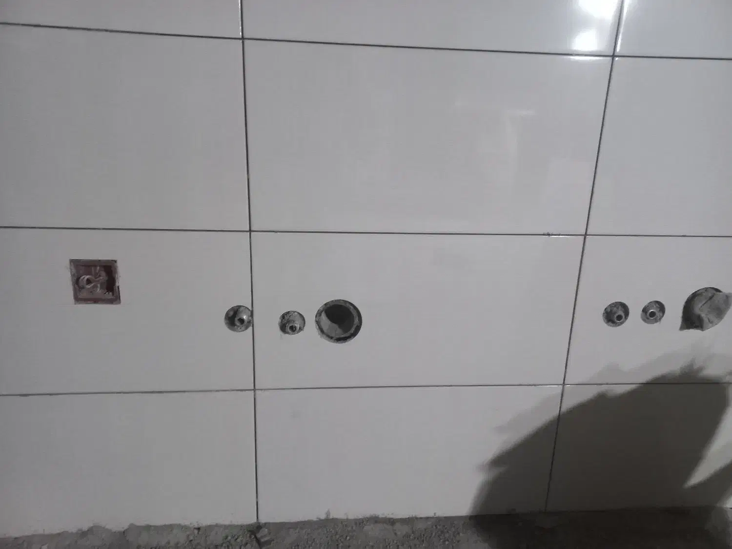 نصب انواع کاشی و سرامیک|خدمات پیشه و مهارت|قائمشهر, |دیوار