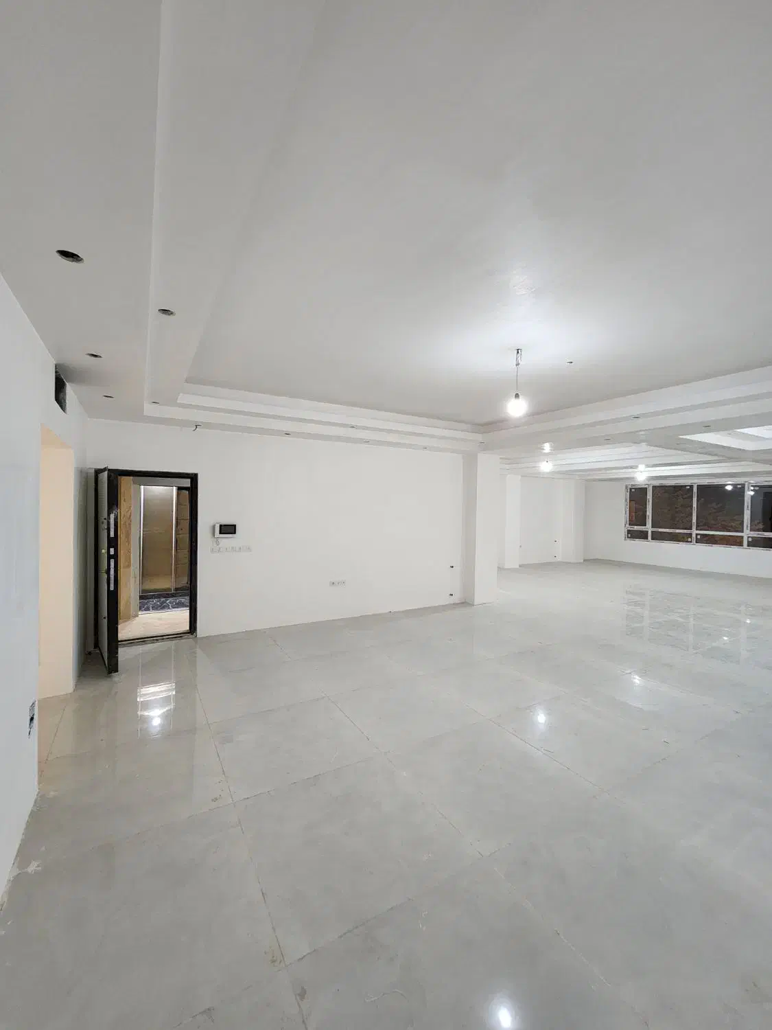 آپارتمان ۲۰۹ متری خیابان دانشگاه، کوچه زوج، جنوبی|فروش آپارتمان|قزوین, |دیوار