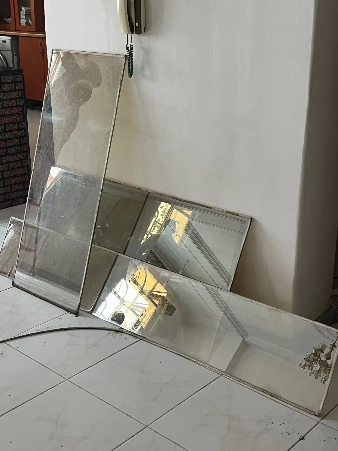 فروش ۳ عدد پنجره و شیشه دودی و میله پرده سالم باهم|مصالح و تجهیزات ساختمان|تالش, هشتپر|دیوار