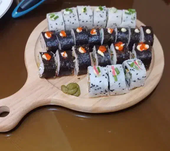 سوشی انواع سوشی،sushi ملزومات سوشی|خدمات پذیرایی، مراسم|تهران, شهران شمالی|دیوار
