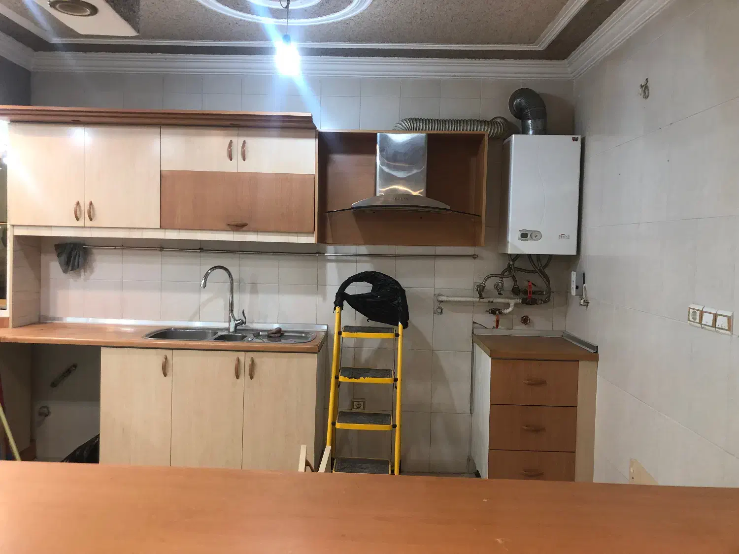 رهن اپارتمان مخابرات ۱۰۰ متر ۲خواب|اجارهٔ آپارتمان|شاهین‌شهر, خبرنگار|دیوار