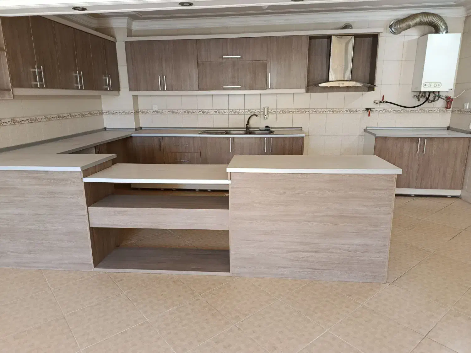 فروش یک واحد آپارتمان|فروش آپارتمان|تیران, |دیوار