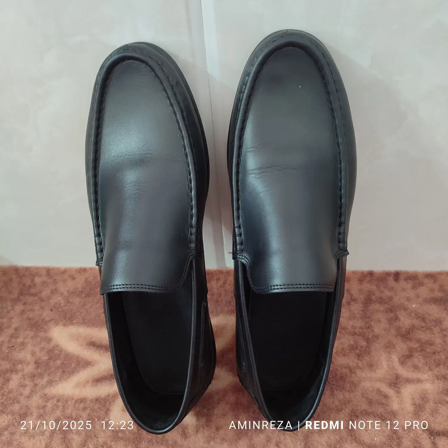 کفش مجلسی|کیف، کفش، کمربند|لار, |دیوار