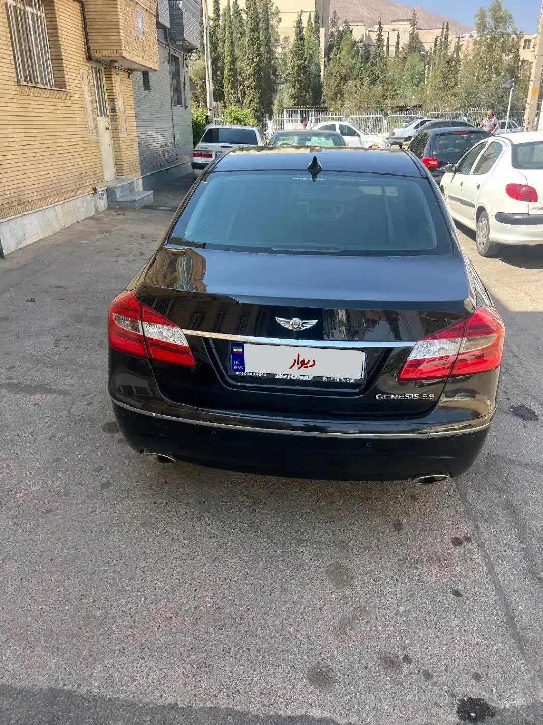 جنسیس سدان ۲۰۱۰|خودرو سواری و وانت|شیراز, پادگان بعثت|دیوار