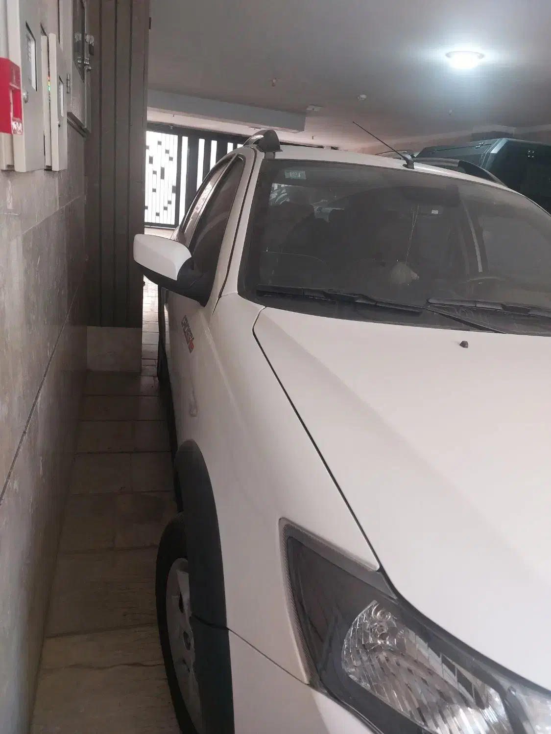 کوئیک ۱۴۰۳ ۸۵ گانه|خودرو سواری و وانت|اصفهان, برازنده|دیوار