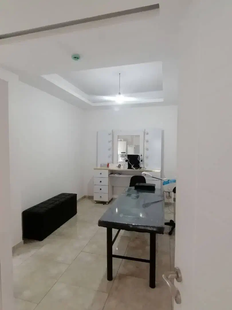 فروش واحد اداری تجاری ۶۰ متری در خیابان منظریه|فروش دفتر کار، اتاق اداری، مطب|لاهیجان, شهید آوینی|دیوار