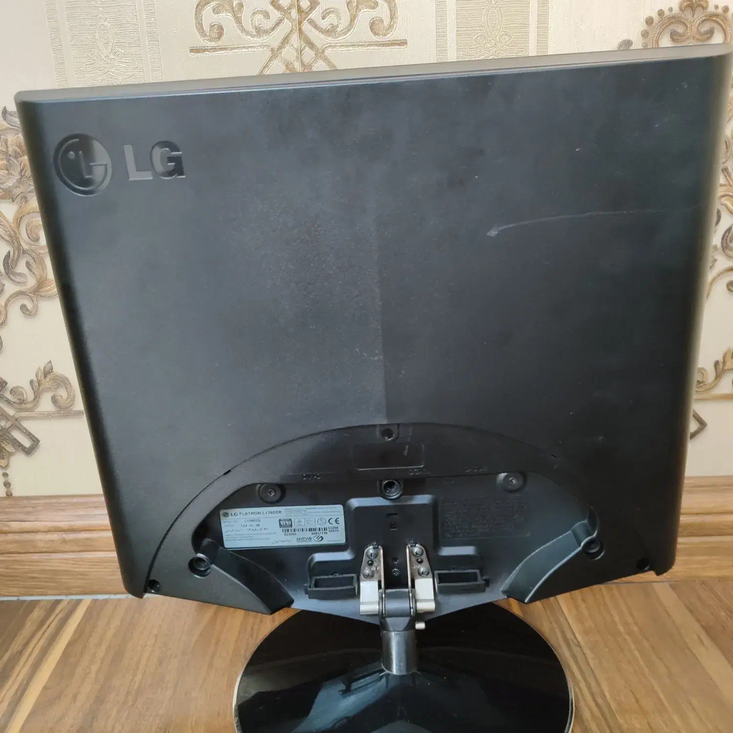 مانیتور LG|رایانه رومیزی|تهران, خاک سفید|دیوار