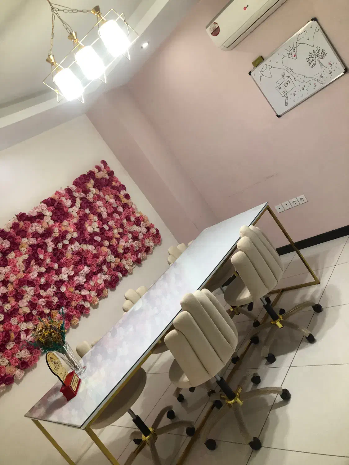 گرین وال طرح گل صورتی|گل مصنوعی|کرج, گوهردشت|دیوار