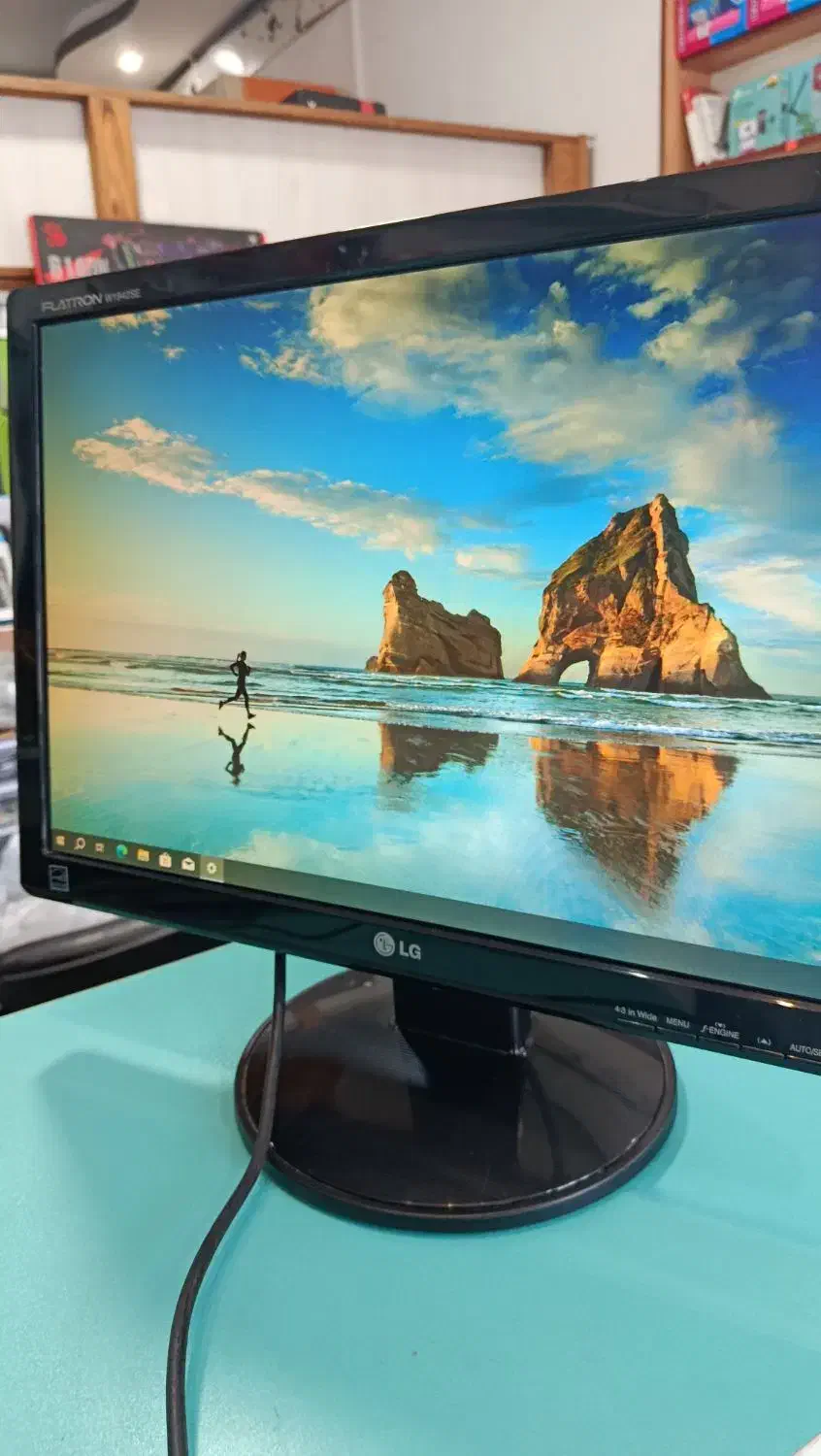 مانیتور 19 LG|قطعات و لوازم جانبی رایانه|بندر انزلی, استادیوم|دیوار