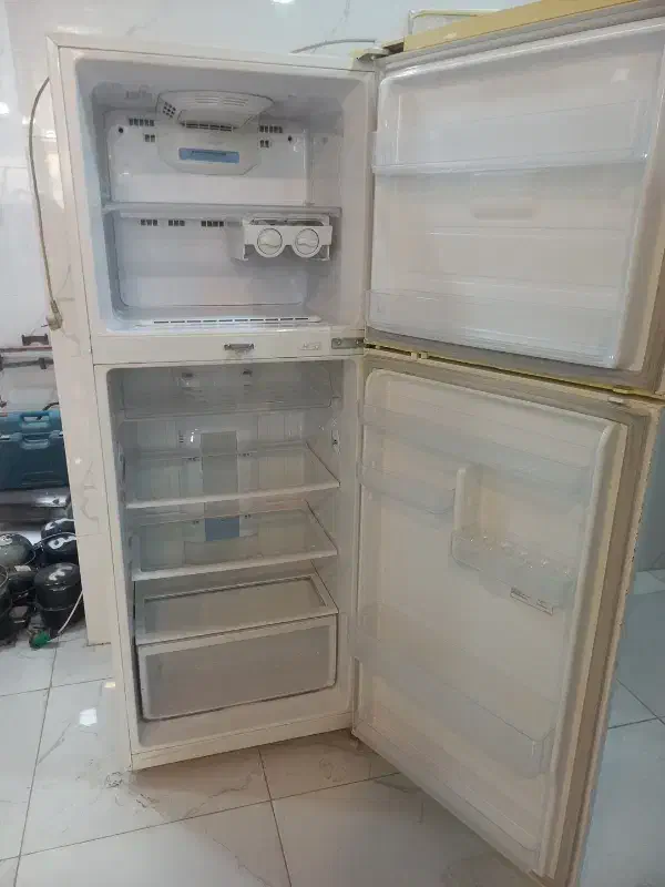 خرید،فروش،یخچال(معاوضه با یخچال خراب)|یخچال و فریزر|قم, ولیعصر|دیوار