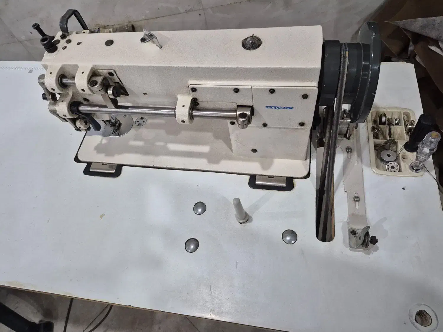 فروش چرخ ضخیم دوز|چرخ خیاطی و ریسندگی|بافق, |دیوار