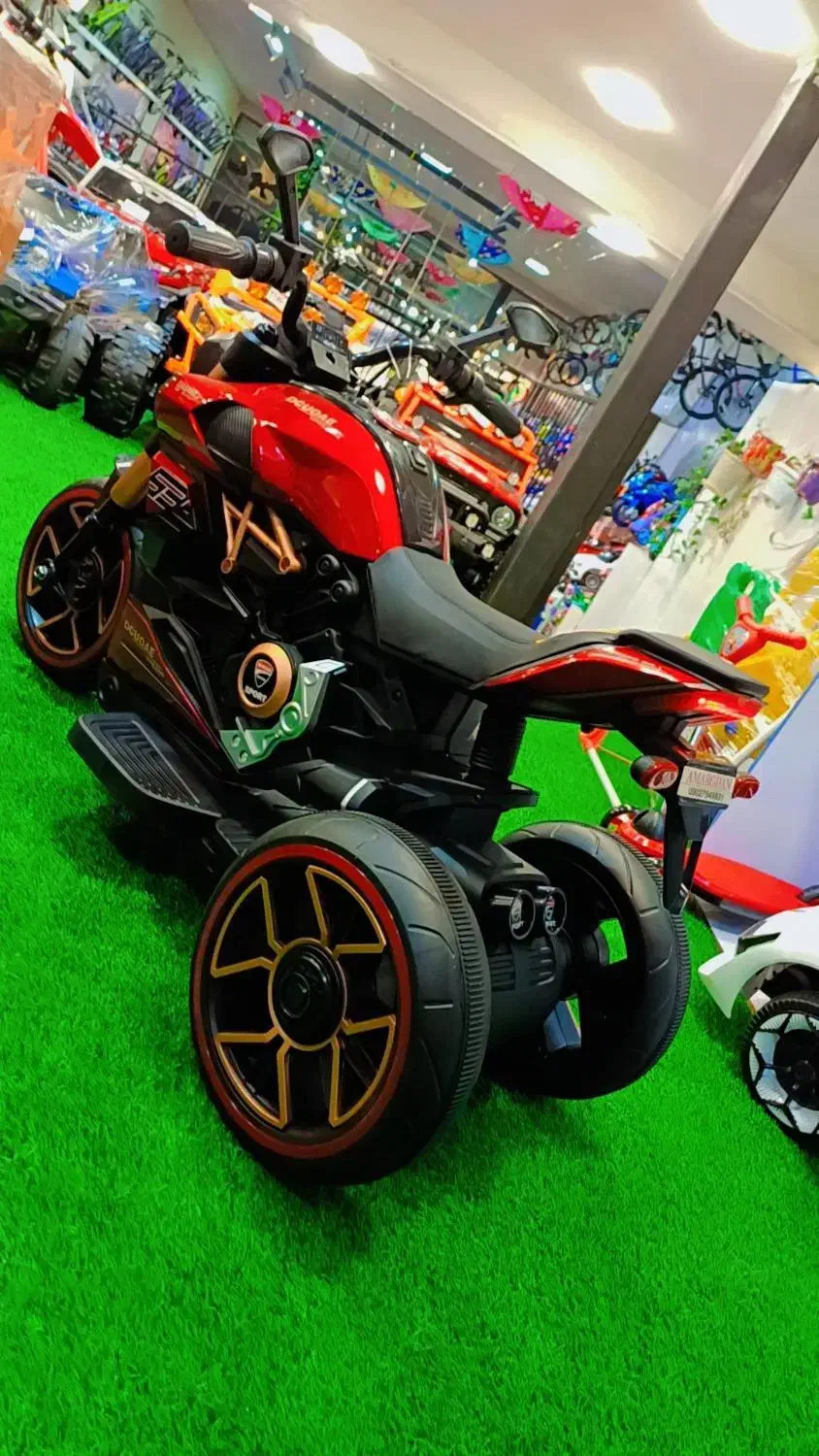 موتورسه چرخه سایز بزرگ چراغ دا(ماشین شارژی)|اسباببازی بچه|مشهد, توس (بلوار توس)|دیوار