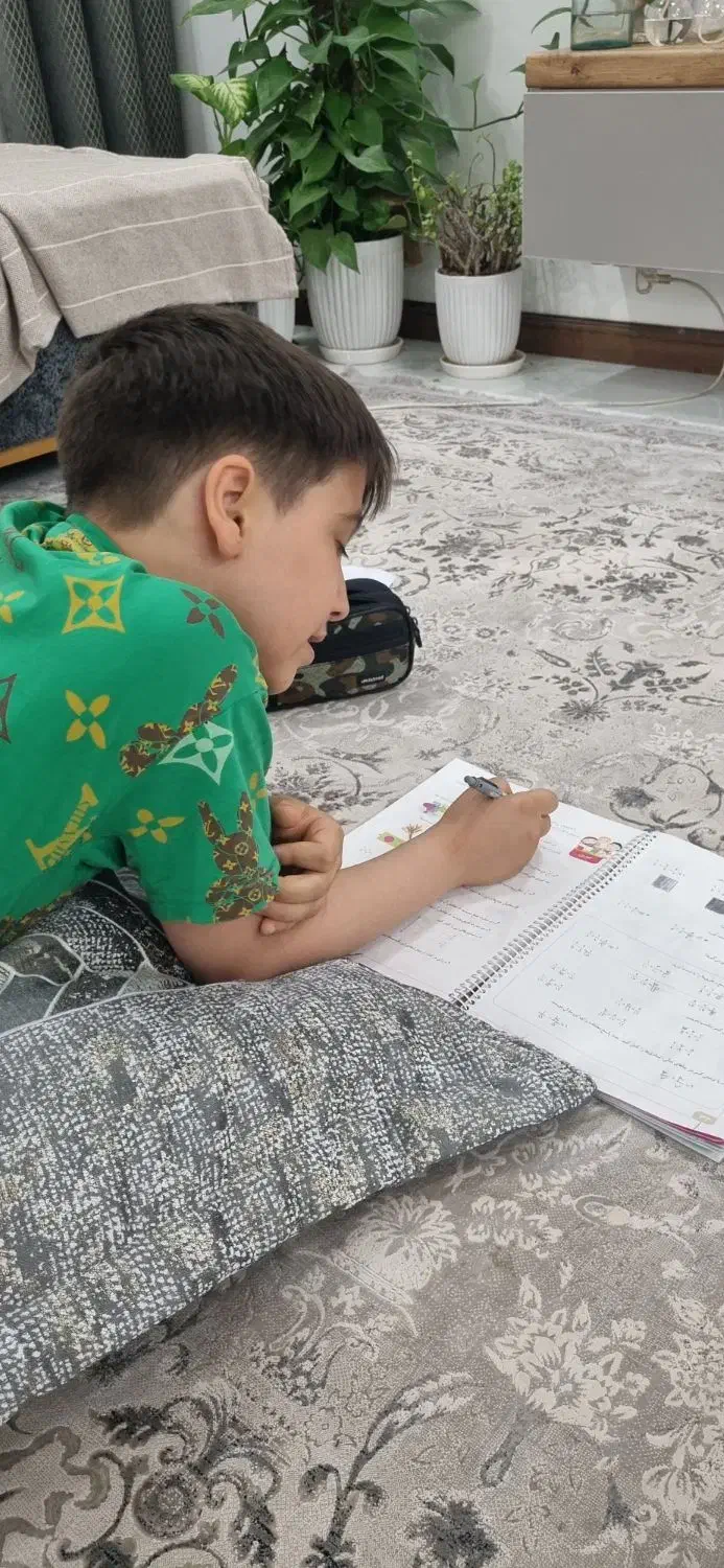 نیازمند پرستار کودک ۹ ساله|استخدام آموزشی|قنوات, |دیوار