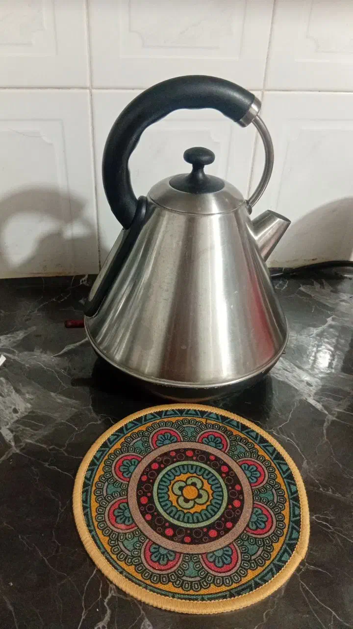 دو عدد کتری برقی|سماور، چایساز، قهوهساز|شاهینشهر, گزبرخوار|دیوار