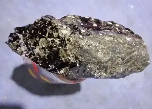 شهاب سنگ|جواهرات|تهران, فلسطین (میدان انقلاب)|دیوار