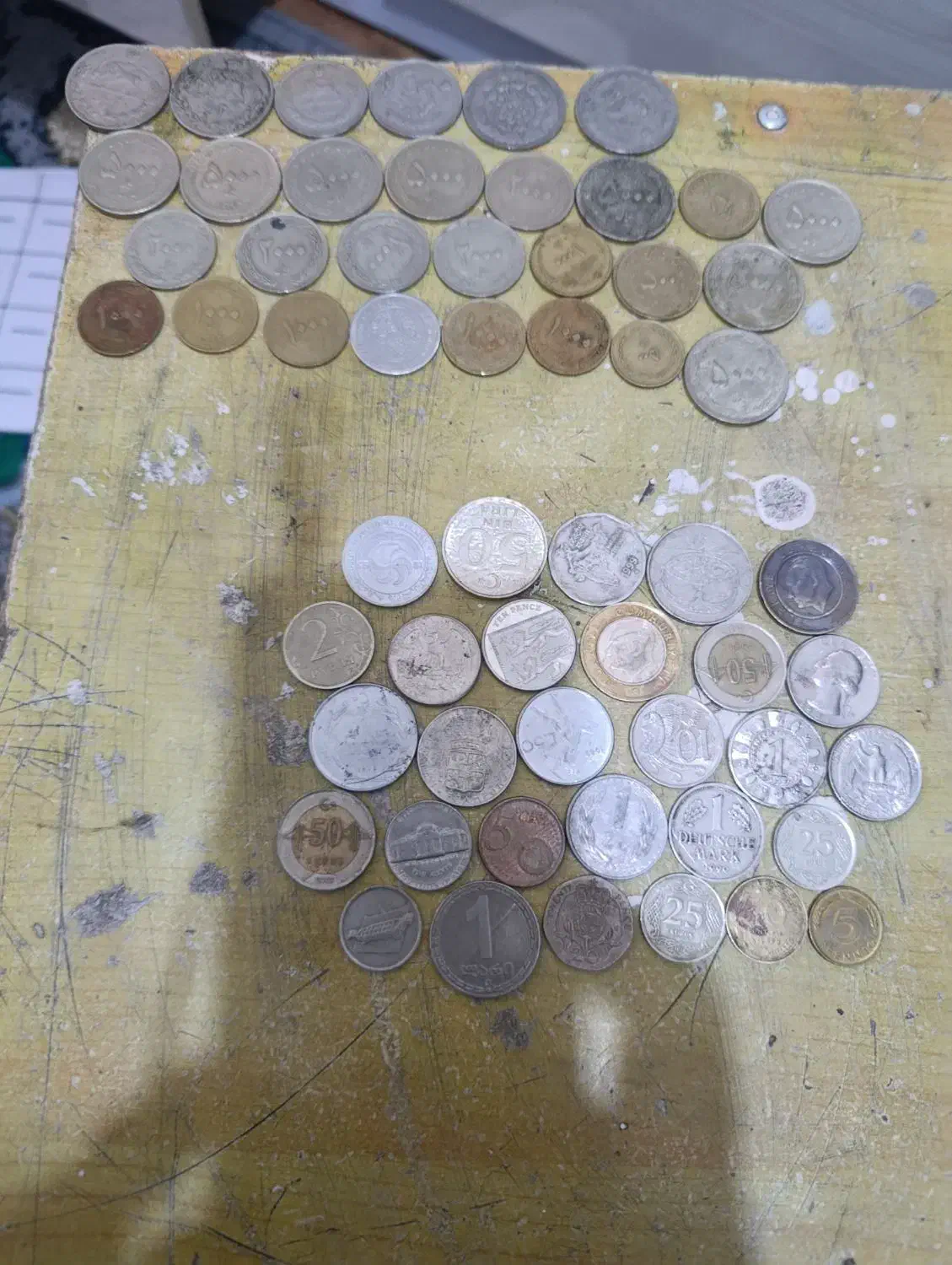 تعدادی سکه قدیمی ایرانی و خارجی متابق تصویر|کلکسیون سکه، تمبر، اسکناس|قدس, شهرقدس|دیوار