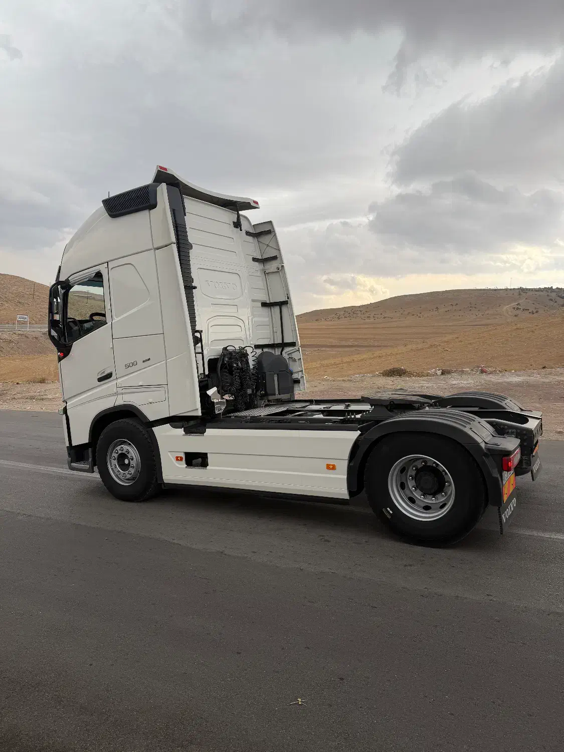 اف اچ ۵۰۰ولوو۵۰۰|خودرو سنگین|اسلامشهر, شهرک قائمیه|دیوار