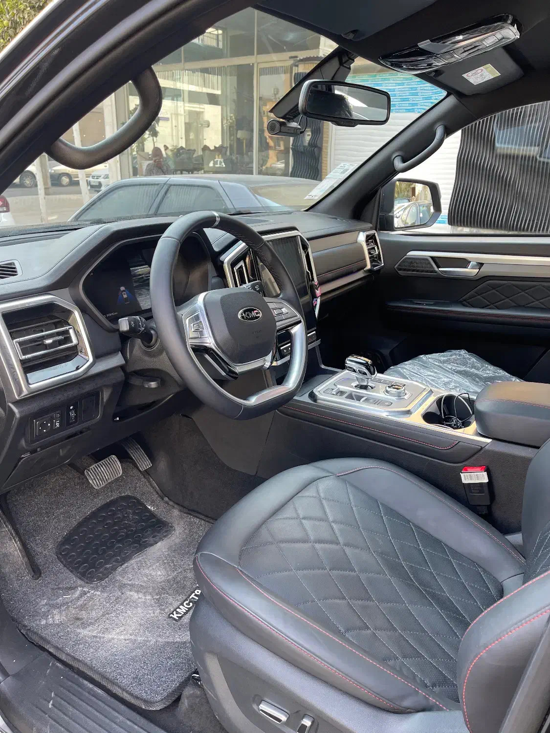 kmc t9 1403|خودرو سواری و وانت|شیراز, قدوسی شرقی|دیوار