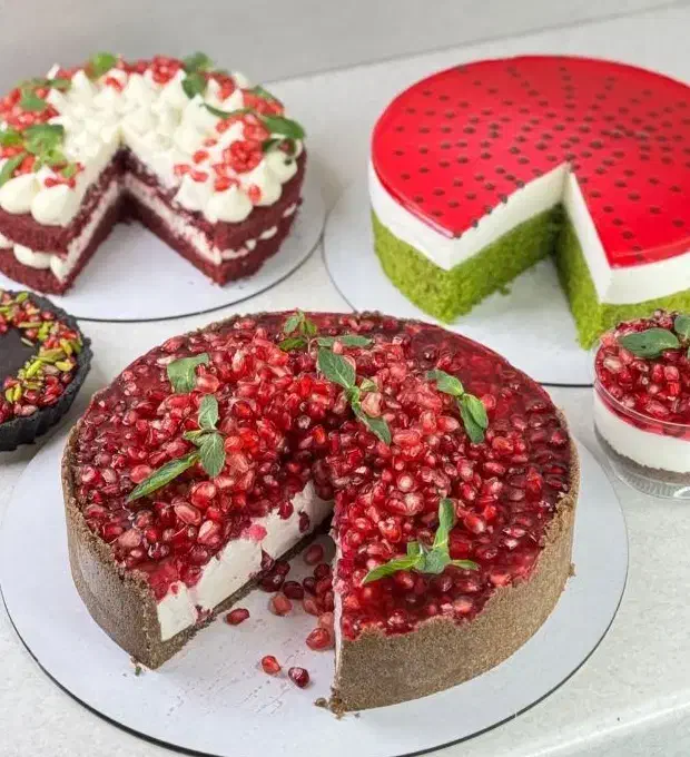 پخت انواع کیک و دسر و چیز کیک کافه ای و مراسم|خوردنی و آشامیدنی|علی‌آباد کتول, |دیوار