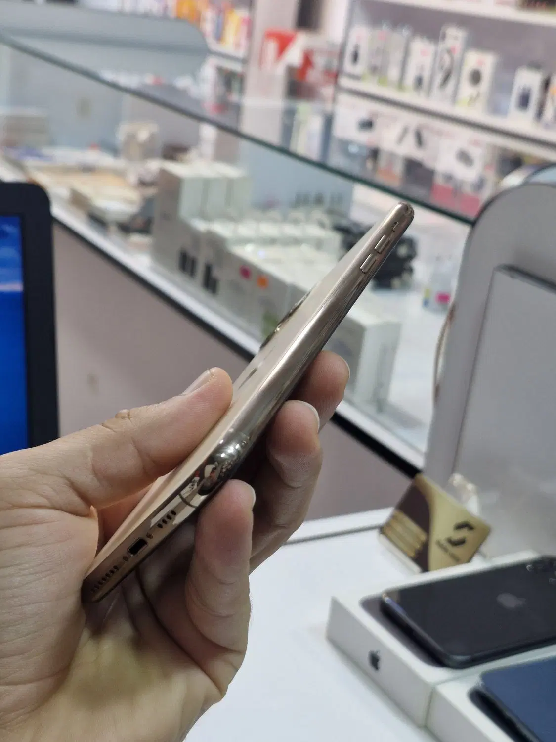 آیفون ۱۱ پرومکس iphone 11 promax|موبایل|فومن, |دیوار