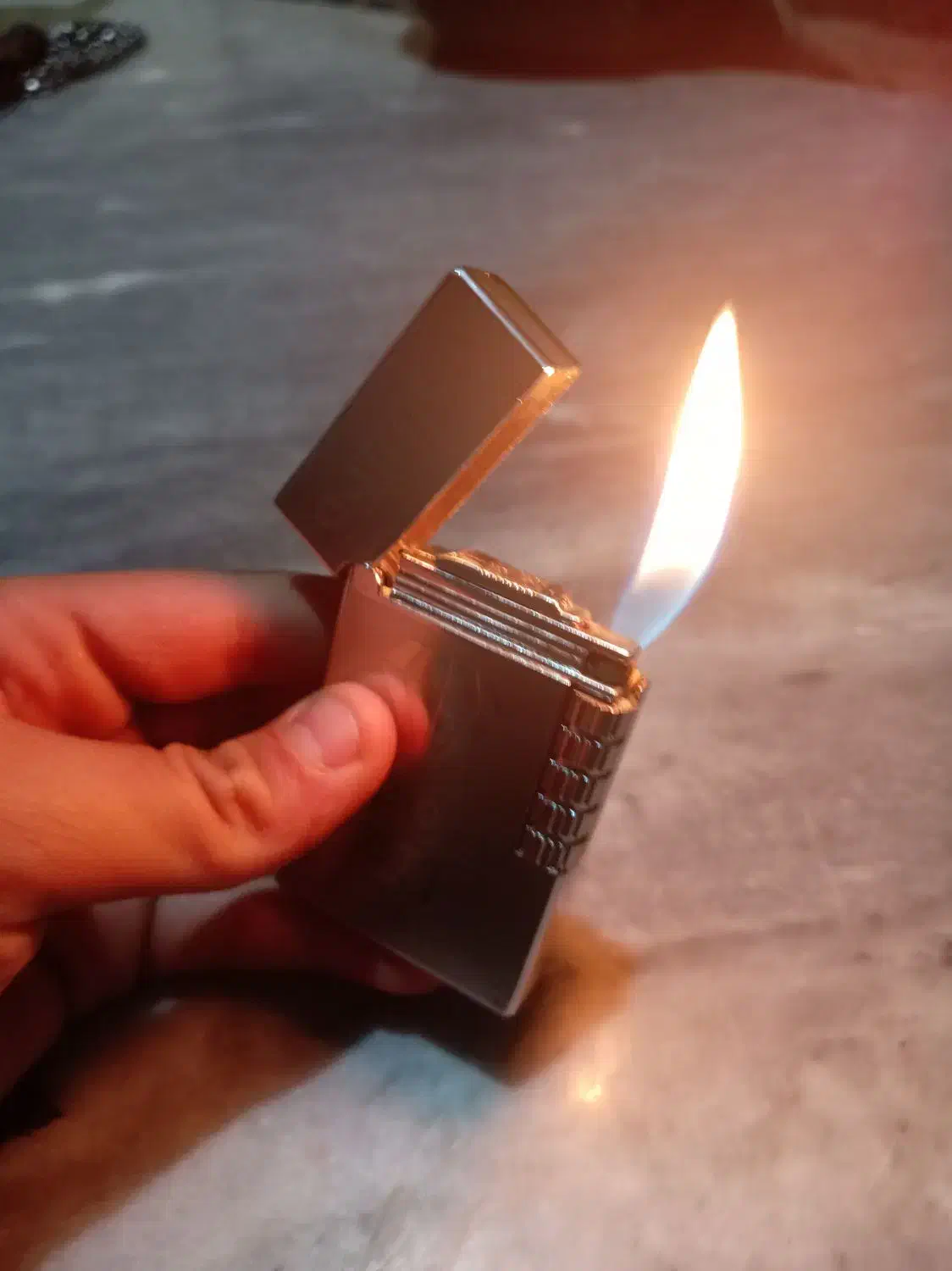 فندک اهنی|کلکسیون اشیاء عتیقه|شهرضا, |دیوار