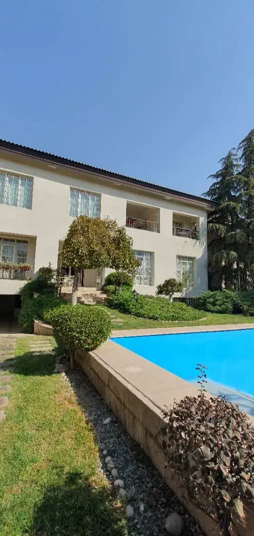 اجاره ویلایی شهرک غرب / 200متر / بازسازی شده