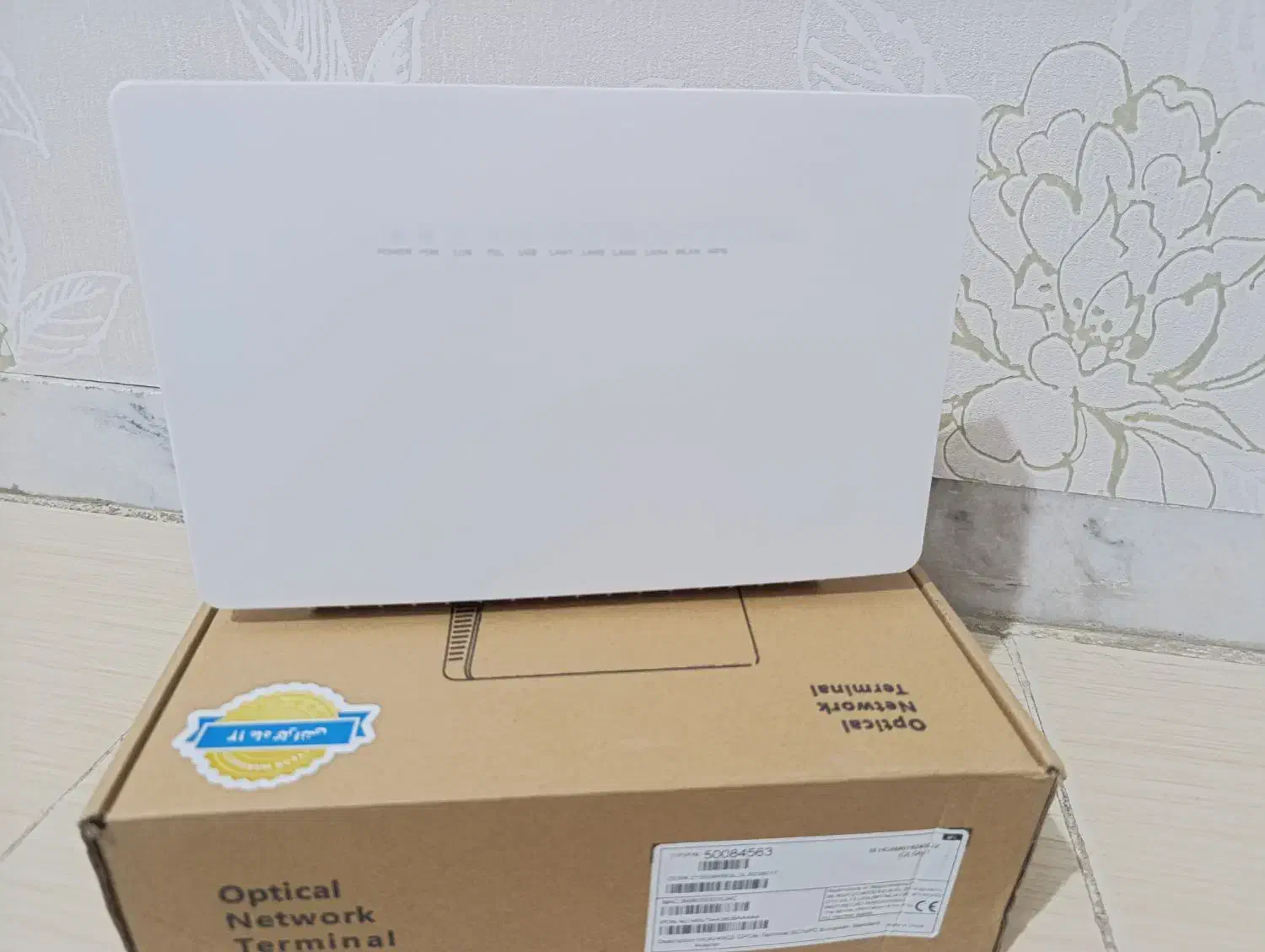 مودم فیبر نوری 8245Q2|مودم و تجهیزات شبکه|اراک, |دیوار