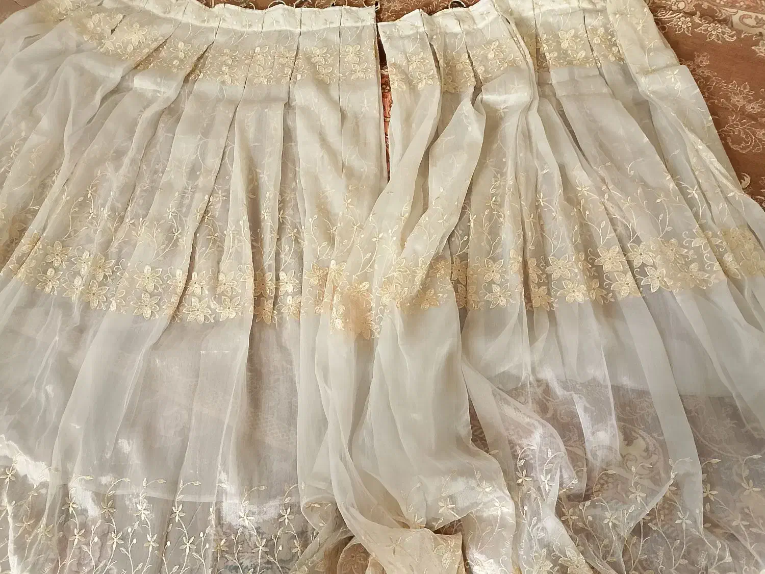 سلام پرده حریر شیشه‌ای دوتاهستن  ۹۵۰|پرده، رانر، رومیزی|کوهدشت, |دیوار