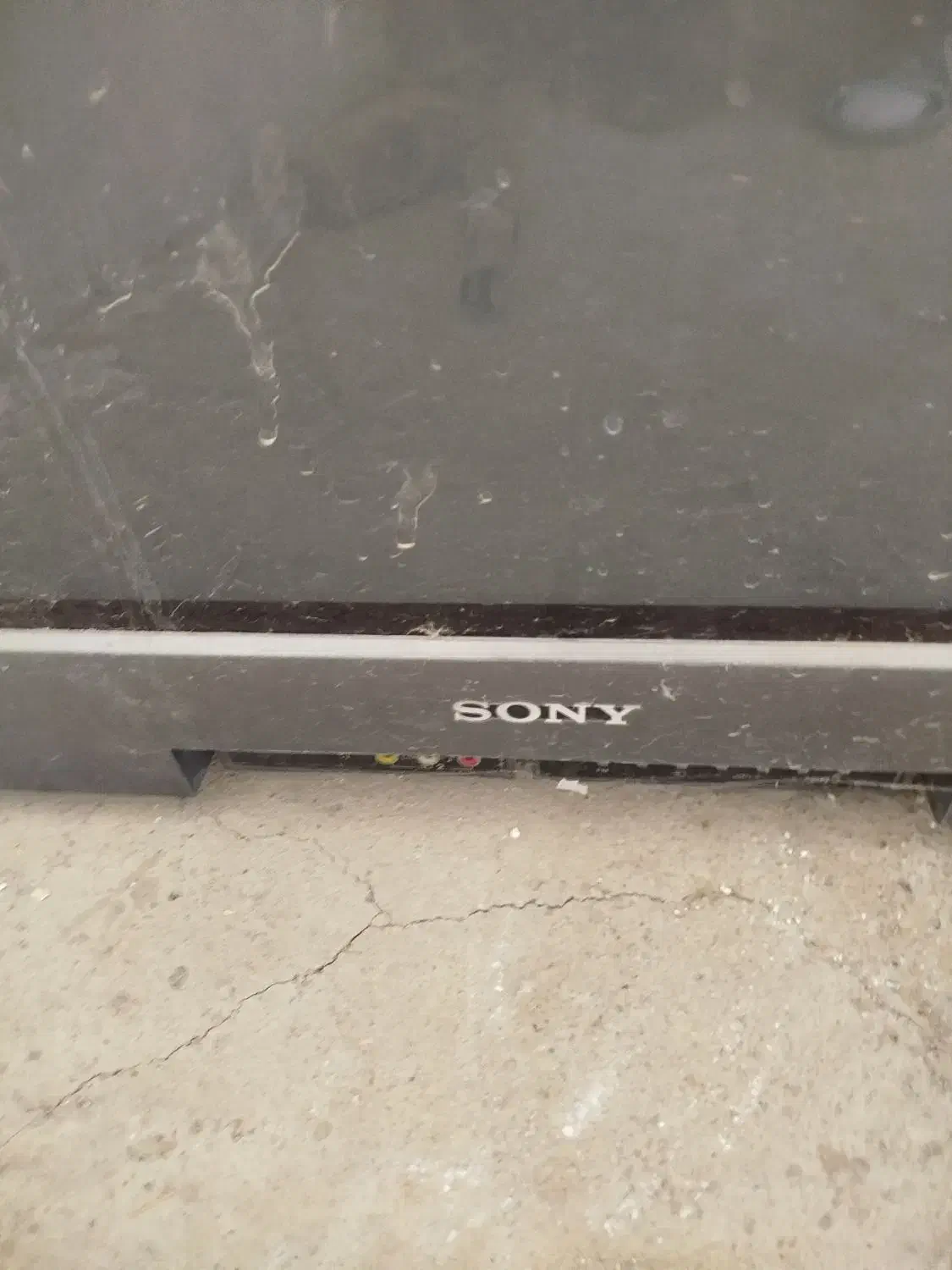 تلویزن رنگی سونی اصل|تلویزیون و پروژکتور|دامغان, |دیوار