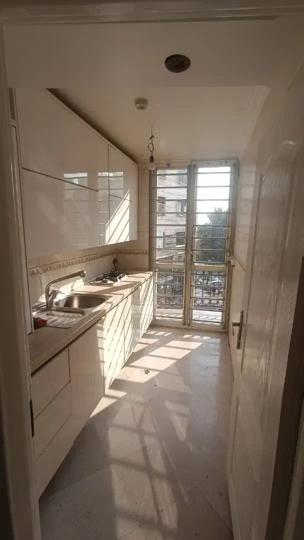 ۹۰ متر سند اداری تابلو خور بر اصلی فرمانیه|اجارهٔ دفتر کار، اتاق اداری، مطب|تهران, حصار بوعلی|دیوار