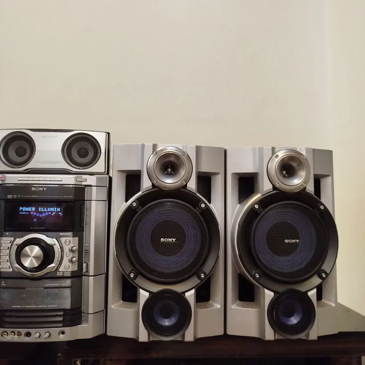 غول سونی gn100 تمیز کاملا سالم|سیستم صوتی خانگی|تهران, گرگان|دیوار