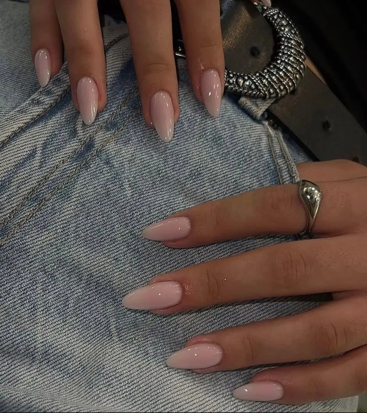 کاشت ناخن دست و پا فقط هزینه مواد|خدمات آرایشگری و زیبایی|رشت, صفاری|دیوار