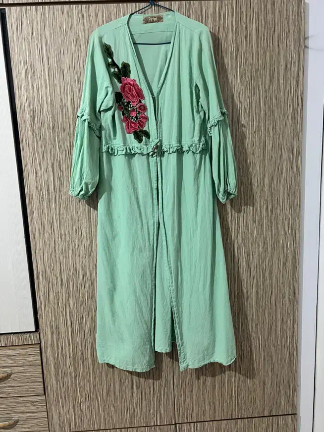 ۲عدد مانتو مجلسی و یک پالتو عروسکی|لباس|مشهد, آزادشهر|دیوار