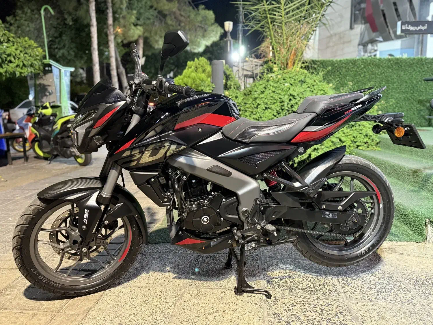 ns 200 new|موتورسیکلت|شیراز, شهرک مفتح|دیوار