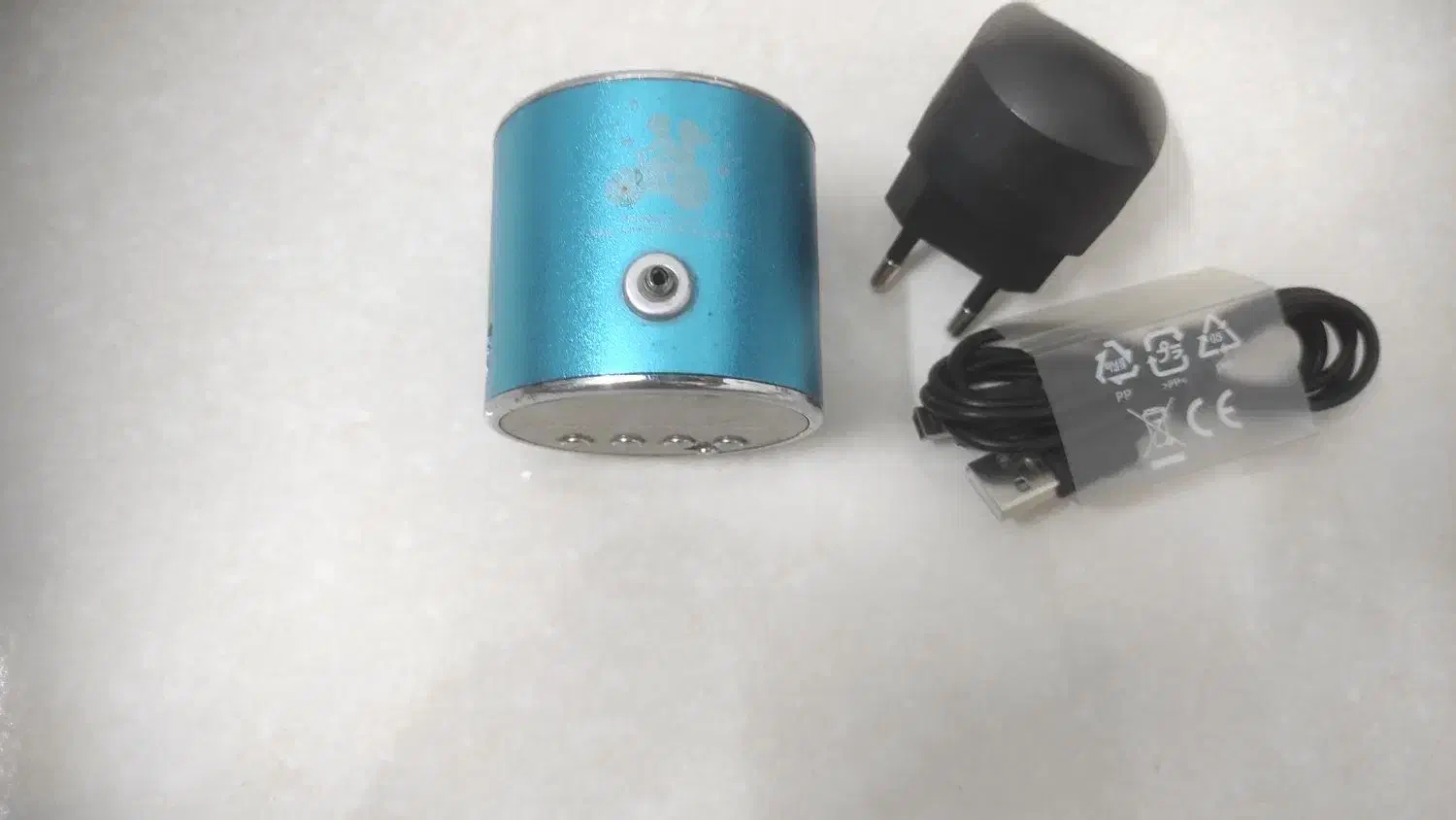 اسپیکر استوانه ای|پخش‌کننده همراه|اصفهان, بهارستان|دیوار