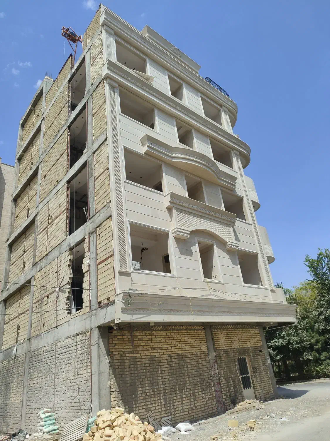 ابزار زن و سنگ چین و سی آن سی کار|استخدام صنعتی، فنی، مهندسی|قم, بقیع|دیوار