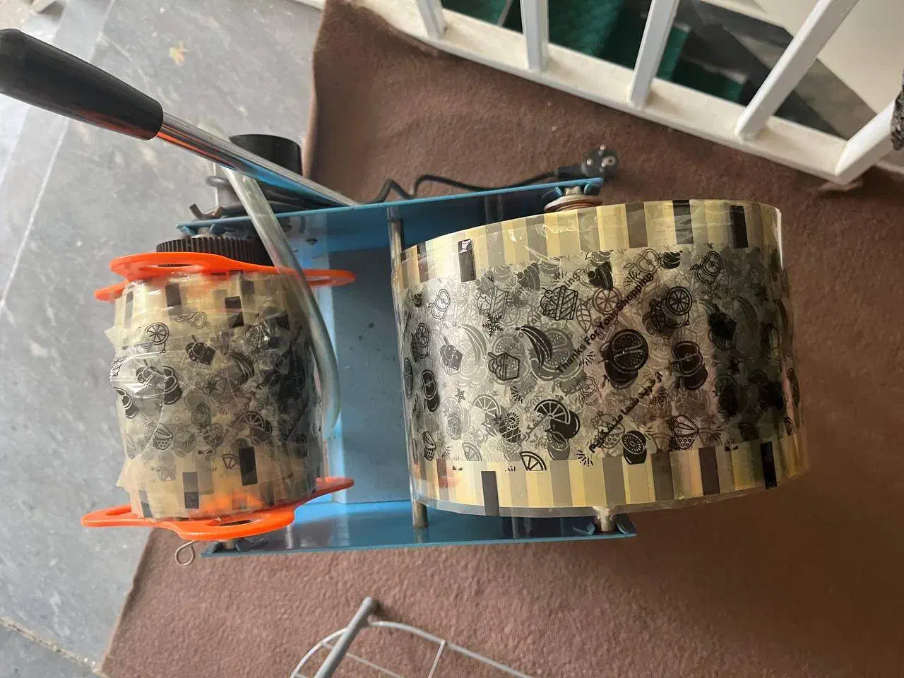 دستگاه پرس لیوان نیمه اتوماتیک سیل|کافیشاپ و رستوران|ساوه, |دیوار